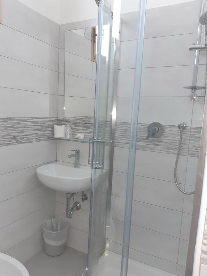 Hotel Raul ริชโชเน ภายนอก รูปภาพ